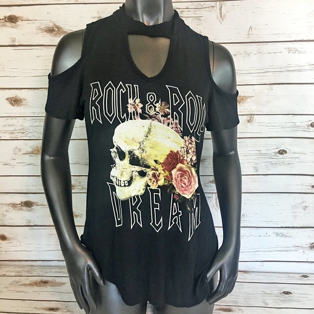 Black Cold-Shoulder 'Rock & Roll Dream' Skull Graphic Women's Top